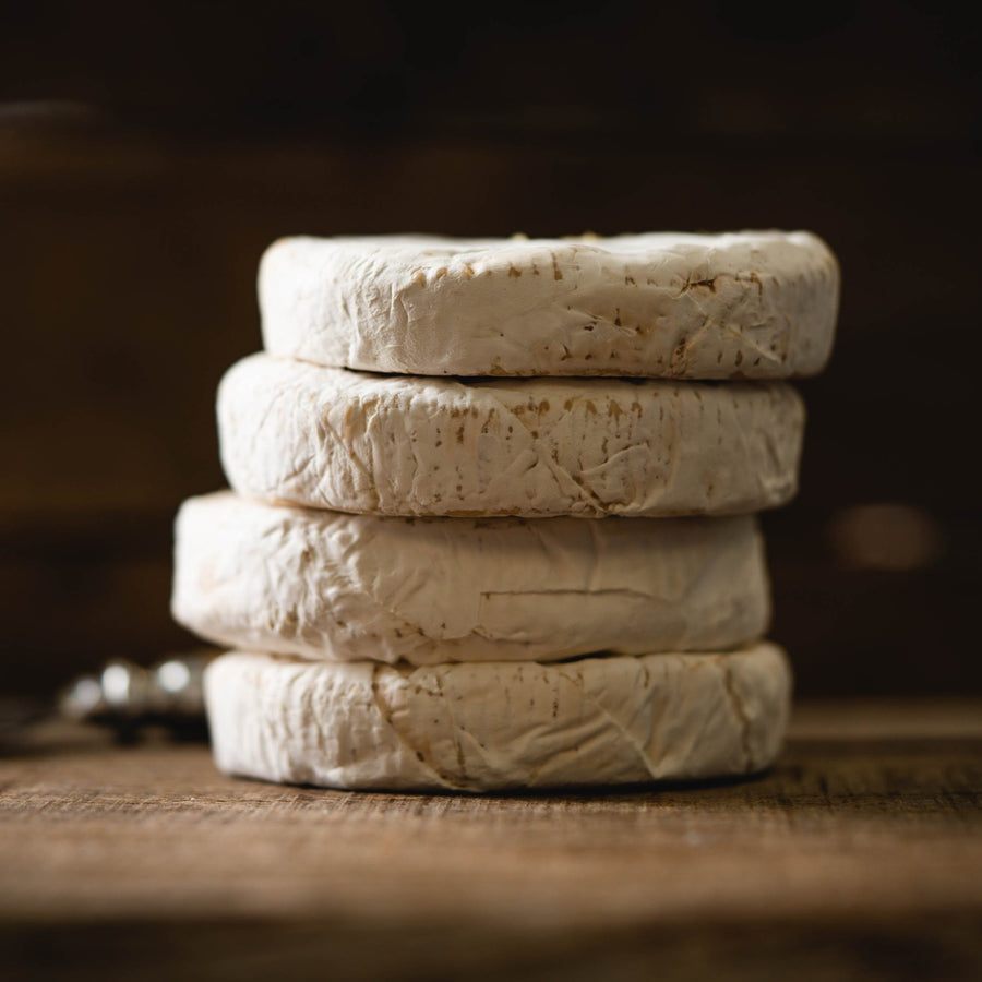 double brie, artisan brie, handcrafted bre riverina milk, award winning cheese 